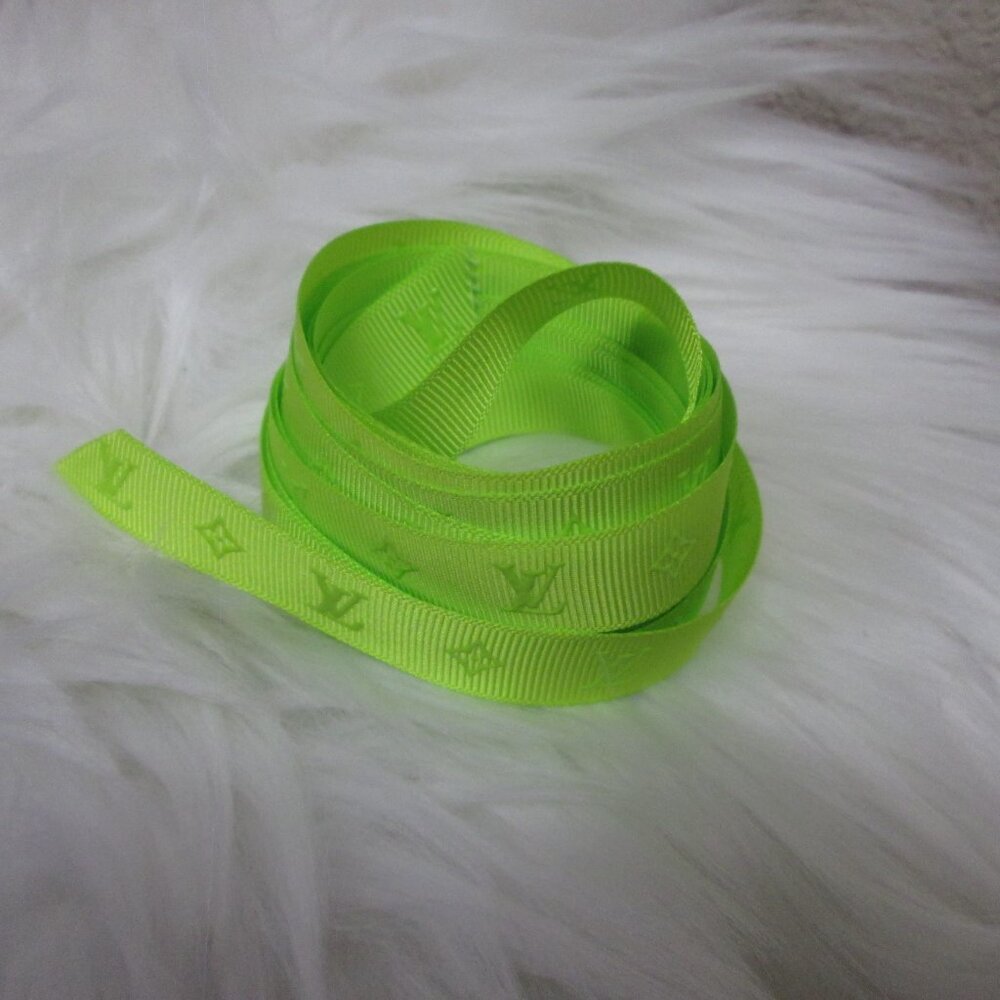 Louis Vuitton Bright Lime Green Very Long Ribbon w/logo Brand New Exclusive Lux! - Picture 6 of 8